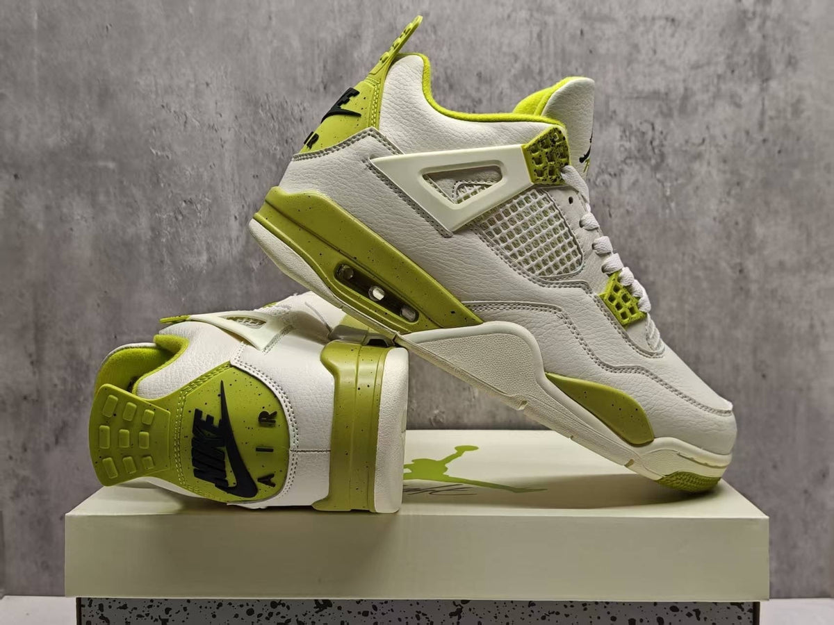 Women's Air Jordan 4 Retro "Oil Green"